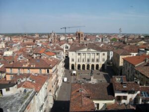Gli Istituti Superiori casalesi sospendono la didattica in presenza