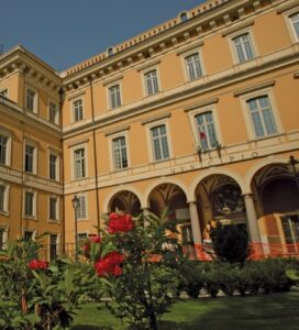 Mascherina obbligatoria fino al 9 gennaio