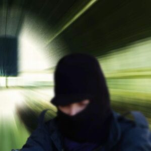 Alessandria, auto prese di mira di notte: furti e danneggiamenti preoccupano molti cittadini