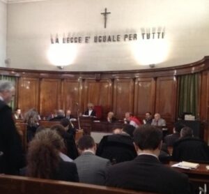 Polo chimico, per la difesa “nessun diritto ai risarcimenti”