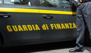 Promotore finanziario abusivo. Truffati clienti per oltre un milione