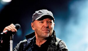 Il tributo a Vasco nel giorno di Carlotta