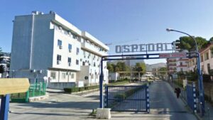 Tre tifosi grigi aggrediti a Caserta: uno in ospedale