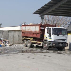 Rifiuti e aumento Iva, Rossa (Pd): “La destra osteggia il porta a porta, ma è la soluzione”