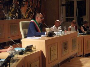 Lucchini, le critiche e la voglia di risparmiare
