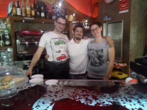 Il bar dei cinesi comprato da italiano