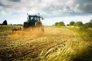 Compost e fatture inesistenti, agricoltori nella bufera