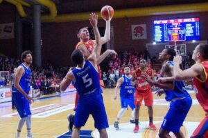 La Novipiù si prende il big match