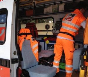 Fuoristrada con la Punto, muore 33enne