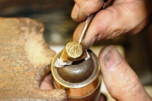 Distretto di Valenza, “bisogna cambiare marcia”