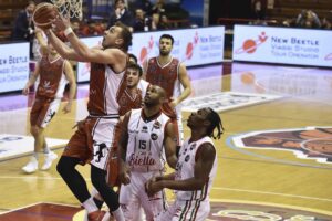 Bertram vince anche il derbyIl sogno di Coppa ad un passo