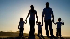 Affido familiare, la Regione cambia l’iter