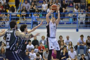 Emozioni playoffBertram eliminata