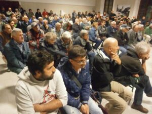 Marcia di protesta contro la discarica