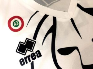 Il Derthona Basketsfoggia la coccarda