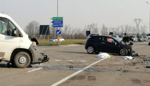 Alta velocità e distrazione. E 32 vittime sulle strade