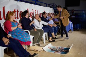 Stasera il “Salotto”: premi a chi arriva in bici