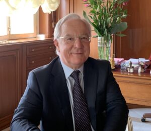 La sfida di Mariano: fare i conti con la crisi