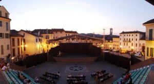 Stasera al Teatro Verdi va in scena ‘Einstein Forever’