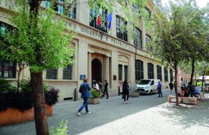 Cosa fare di fronte alla crisi? Convegno a Palazzo Borsalino