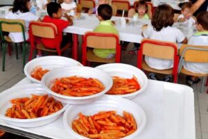 Mensa scolastica, domani scade il termine per le iscrizioni