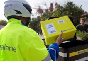 L’ufficio postale? Ora nei borghi arriva a casa