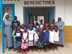 Damilano: consegnate in Burundi le magliette donate dagli studenti