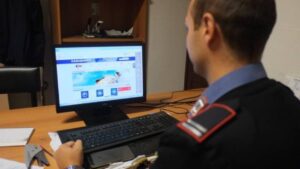 Il sito dell’assicurazione è un’imitazione: denunciati due truffatori