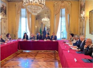 “Aiutiamoli a casa loro”: un progetto per il rimpatrio volontario dei migranti