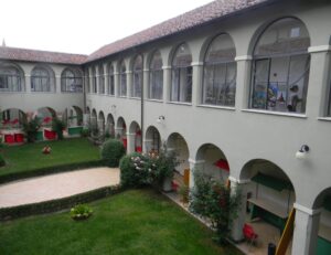 Biblioteca da vent’anni in via Marconi. Ora festeggia la ricorrenza