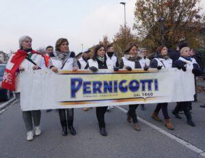Toksoz, giù la maschera: serve chiarezza per i lavoratori