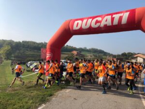 Di corsa, in bici e in moto in una gara sola