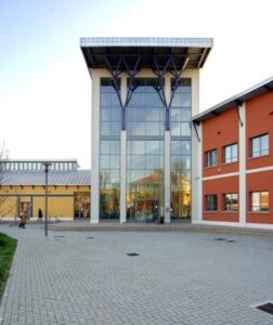 Lumiera (Lega): “Lampioni spenti in piazza De André, perché?”
