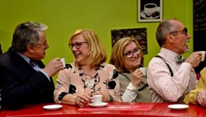 “La pausa caffè”: a teatro l’ufficio postale dove capita di tutto