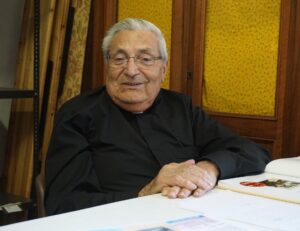 Addio a don Valentino, storico parroco della Pieve
