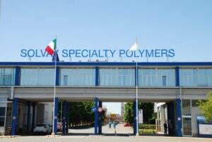Licenziamenti? «No, riorganizzazione e turnover»
