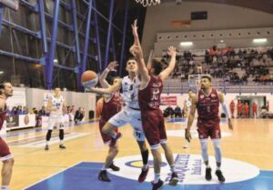 Urlo Bertram ancora di rimonta