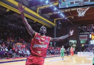 Sanders ufficiale, Bertram rilancia