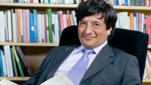 Gianni Oliva spiega gli anni di piombo e tritolo