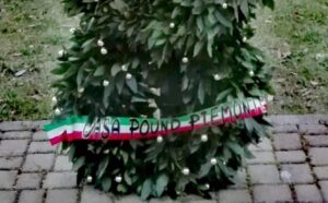 Aveva rimosso e gettato la corona di CasaPound: il pm chiede l’archiviazione