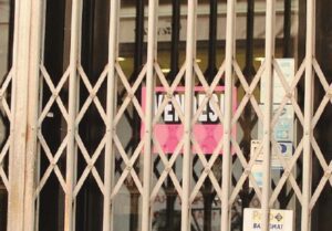 Meno tasse per chi riapre un negozio
