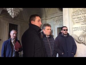 Cibi da asporto: no take away, solo consegne a domicilio