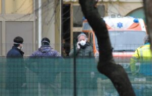 Cassano, il sindaco annuncia: “Primo caso anche qui”
