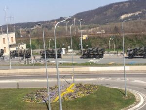 I feretri delle vittime di Bergamo a Serravalle
