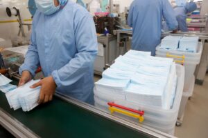 Azzerata l’Iva su mascherine e macchinari sanitari. Il primo a chiederlo? Fornaro