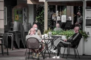 Oggi in provincia 2 decessi, 2 contagi e 48 guariti
