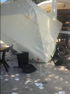 Moto sui tavolini di un bar, paura per Paolo Bellotti