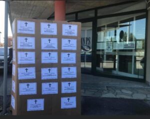 CasaPound contro l’Inps: manifesti mortuari davanti alle sedi