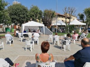 Confronto in piazza tra i candidati: chi sarà il nuovo sindaco?