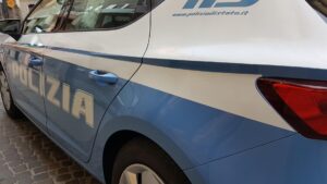Taccheggiatore scoperto dall’agente fuori servizio e arrestato